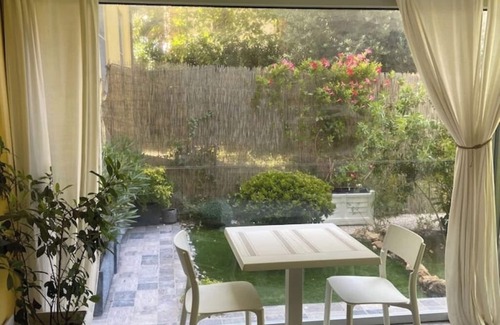 Livorno House | Cayor Room