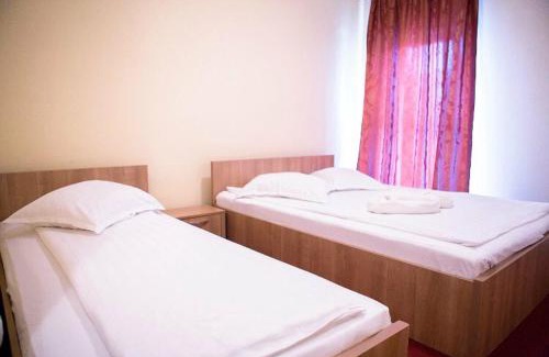 Alba Iulia Hotel | Cazare FAN