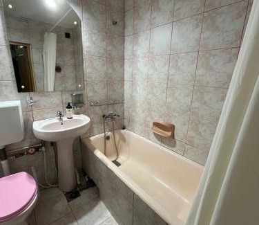 Jibert Apartment | Cazare festival Untold