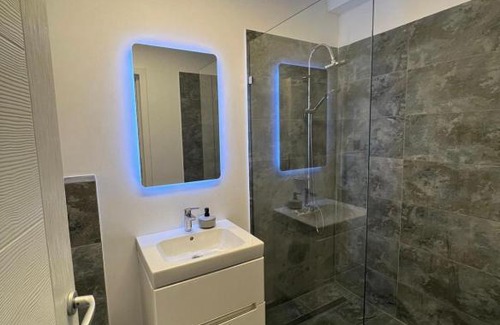 Floresti Apartment | Cazare Untold !
