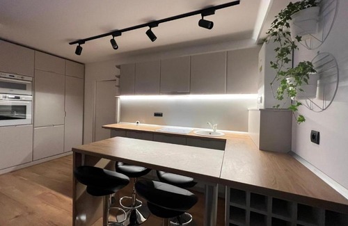 Floresti Apartment | Cazare Untold !