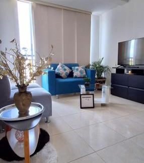 Neiva Apartment | CB Somos AT HOME Apto cómodo e impecable con Aire Acondicionado