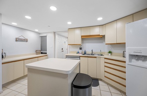 Sand Key Condo | CBC 1-20BC- Penthouse with panoramic views of the gulf!