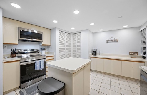 Sand Key Condo | CBC 1-20BC- Penthouse with panoramic views of the gulf!