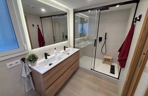 Barcelona Apartment | CCUNZ35 Home Barcelona