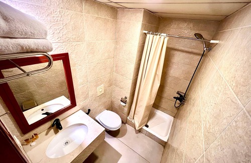 Hamra Hotel | Ceasars Park Hotel