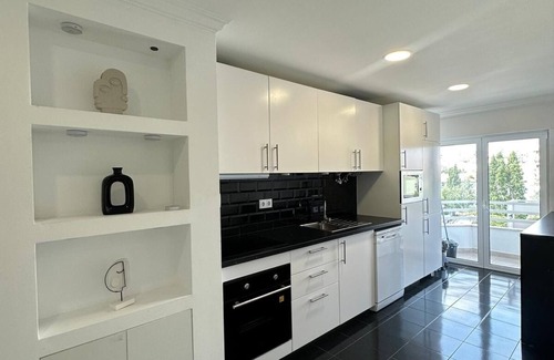 Carvoeira Apartment | Ceazltina Lima Group Guest House