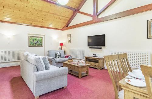 Banham House | Cedar Barn - Ukc5406