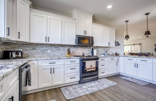 Cedar City House | Cedar City Home w/Mountain Views + Hiking Trails!