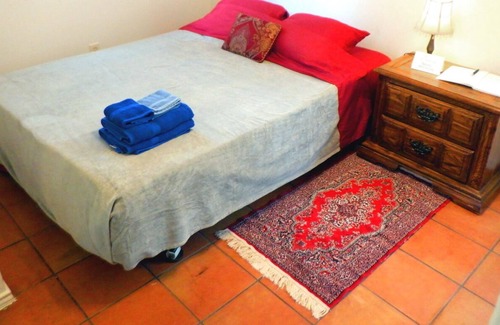 Forest Oaks Cottage | Cedar Cottage, Cozy Getaway Only 10 Mins To Austin