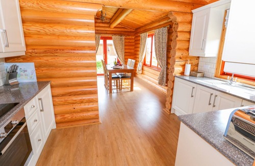 Castle Bytham Cottage | Cedar Lodge