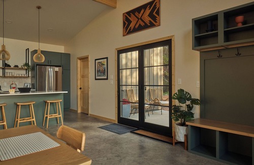 Lutsen Cabin | Cedar Solace Cabin: Lake Superior Views, 7 min to Skiing, Private Forest + Sauna