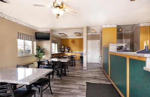 Cedar City Hotel | Cedar Valley Inn