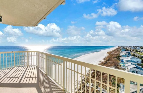 Miramar Beach Apartment | Celadon 909 by Emerald Coast Retreats