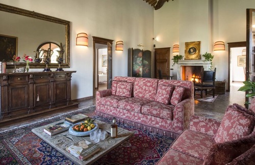 Montalcino Villa | Celamonti - Six Bedroom Villa, Sleeps 11