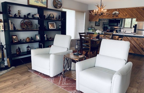 Lake Toxaway Condo | “Celebrate & Behold The Christmas Season in the Smokies!”