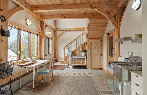 Boothbay Harbor House | Celestial Compass | 2 Bed, 1 Bath