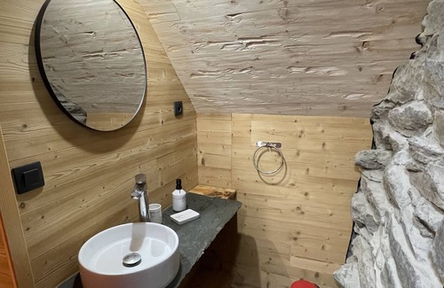 Saint-Michel-de-Maurienne Ski Chalet | Celestin's cabin