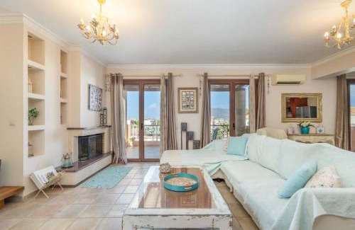 Lefkada Town Apartment | Celine Deluxe Apartment