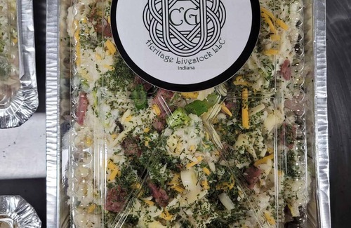 Freedom Cabin | Celtic Glen Farm Stay - Mini Log Cabinn