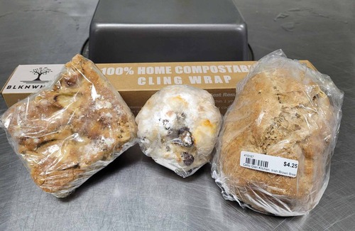 Freedom Cabin | Celtic Glen Farm Stay - Mini Log Cabinn