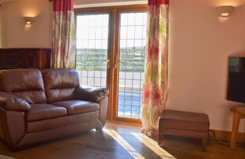 Montgomery House | Celyn