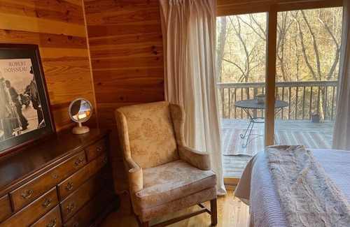 Silver Point Cabin | Center Hill Lake Lodge Near Hurricane Marina