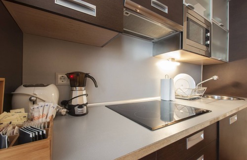 Huertas Apartment | Center of Madrid. Barrio Letras, Walk to Museums, Plazas and GranVia