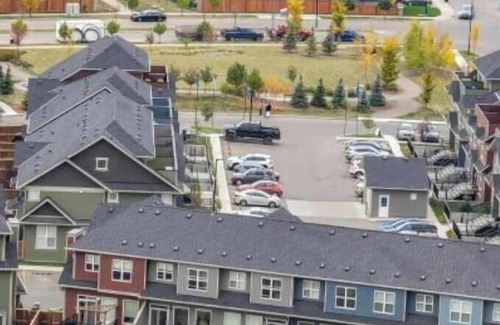 Highland Park Apartment | CenterStreet-Cozy 2bedroomSuite