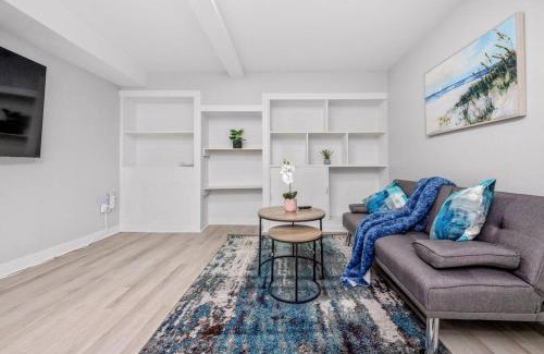 Highland Park Apartment | CenterStreet-Cozy 2bedroomSuite