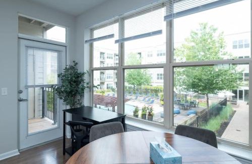 Assembly Square Apartment | Central 1-BR Condo Assembly Row Gym & Pool Sleep 5