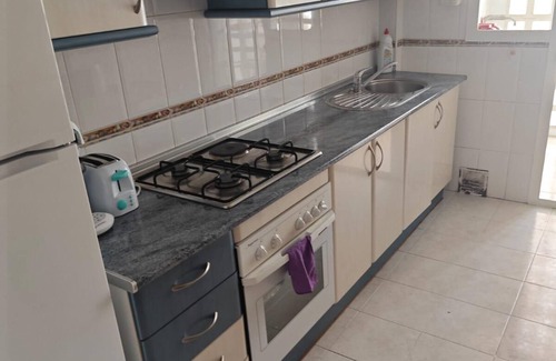 Estepona Apartment | Central 2-Bed Apartment in Estepona Port