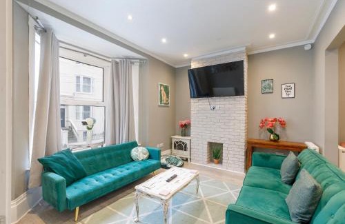 Brighton City Centre House | Central 6 Bedroom Townhouse