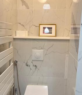 Faubourg-du-Roule Apartment | Central Champs Élysée - High Luxury 2 Bedroom Apartment