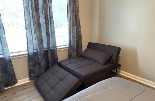 Evansville Apartment | Central Chic on Washington