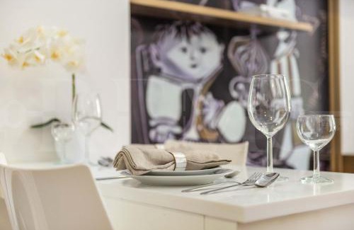 Centro Apartment | Central & cosy studio in front of Picasso museum by REMS