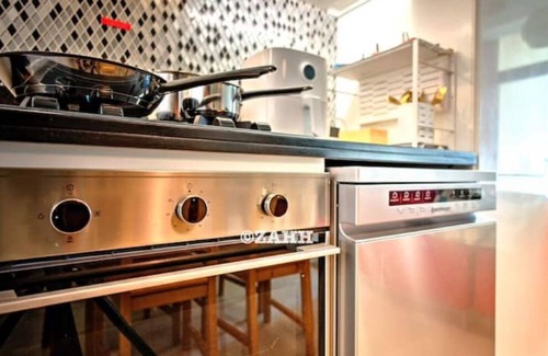 Dubai Apartment | Central Dubai Chic two Bedroom