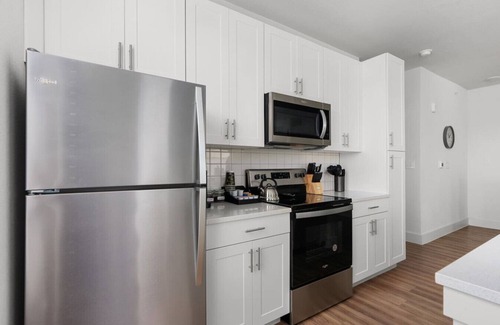 Pflugerville Apartment | Central Escape:Gym, Coffee Bar, & Perfect Location