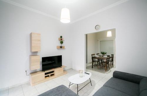 Volos City Centre Apartment | Central Guests Apartment