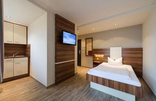 Berg am Laim Apartment | Central Hotel-Apart München