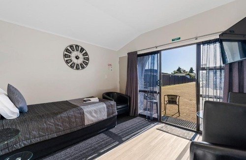 Taupo Hotel | Central Inn Taupo