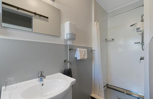 Taupo Hotel | Central Inn Taupo