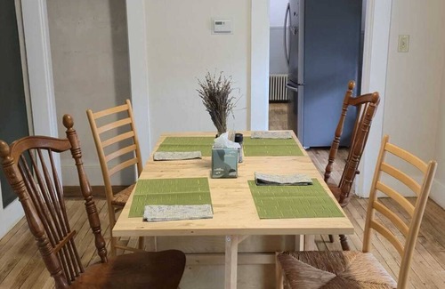 Keene Apartment | Central Large 3-bedroom apartment in Keene