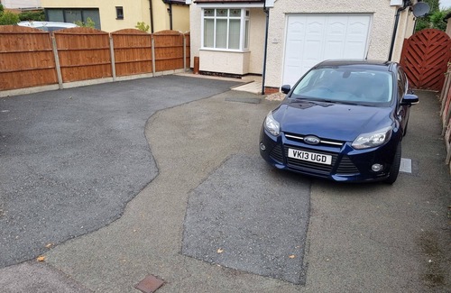 Frampton on Severn House | Central Location, Sleeps 7, 4 Bedrooms, Parking for 4+ cars, easy walk to town