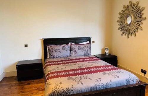 St. Mary's Park Bed & Breakfast | Central London Mansion 2