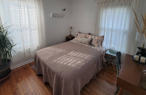 Downtown Omaha House | Central Omaha Private Room near UNMC, Blackstone, Midtown