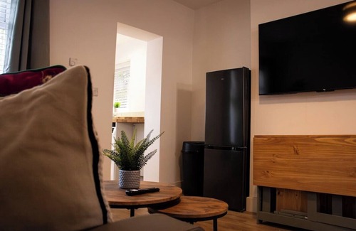 Longford House | Central Oswestry 2 Bedroom House