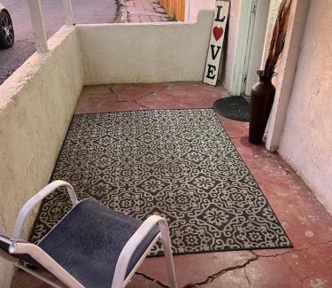 Downtown Phoenix House | Central Phoenix Value Stay Blue Room