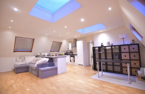 South Hampstead Apartment | Central, quiet, Spacious flat near amenities and amazing transport links