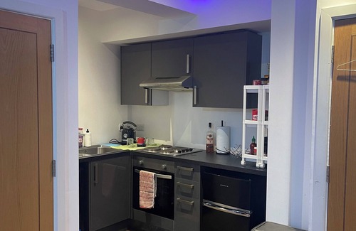 Portsmouth City Centre Apartment | Central Southsea apartment